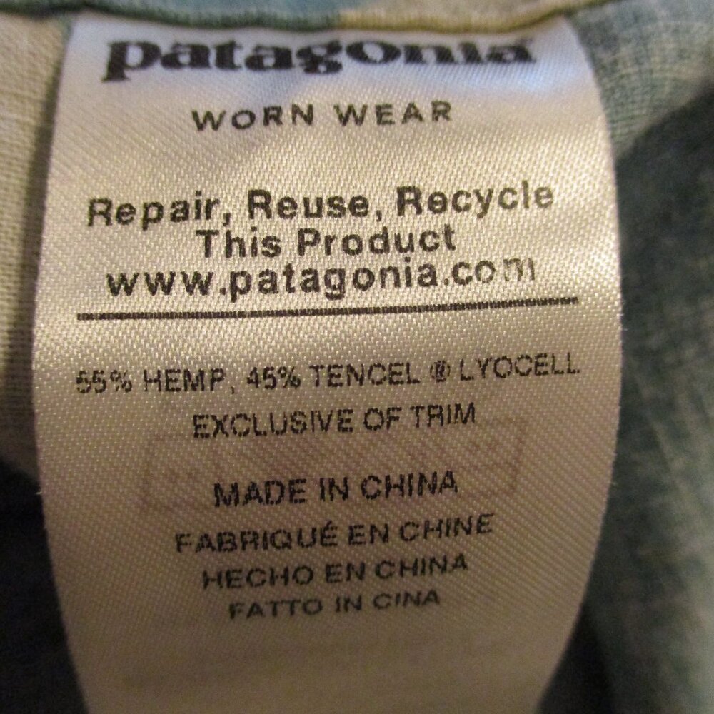 Patagonia Shorts Woman Large Blue Tan Yellow Back Pocket Beach Pool Wrap Shorts - Picture 6 of 6